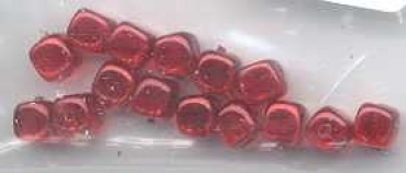 Böhmische Glaswürfel rot