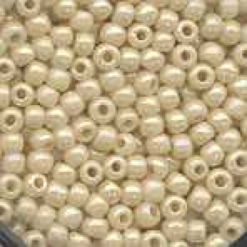 Rocailles beige irisierend