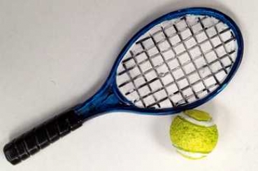 Tennis-Schläger mit Ball