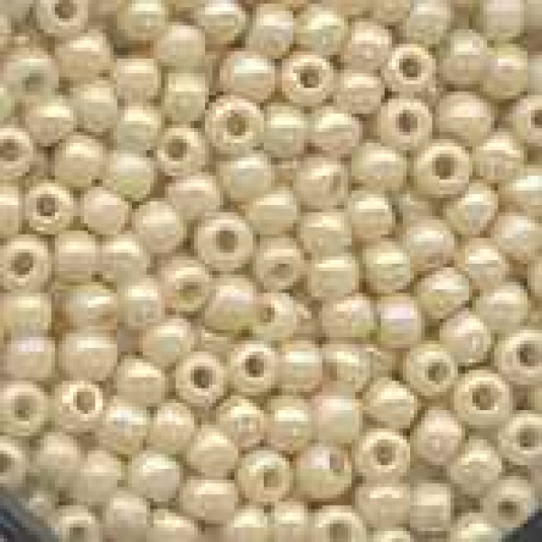 Rocailles beige irisierend