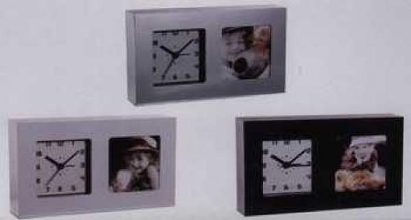 Wecker mit Bilderrahmen weiss